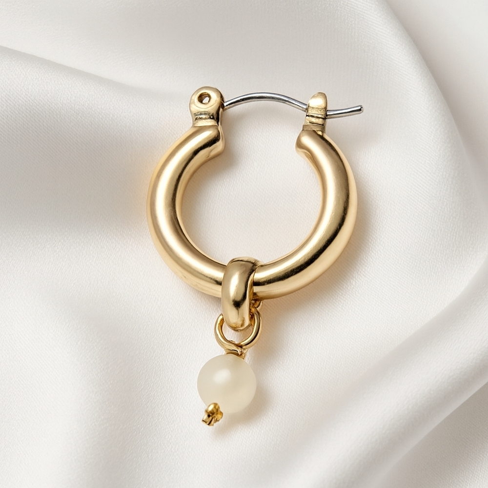 Gold Hoop Earrings with Cream Bead – Elegant Minimalist Jewelry for Women